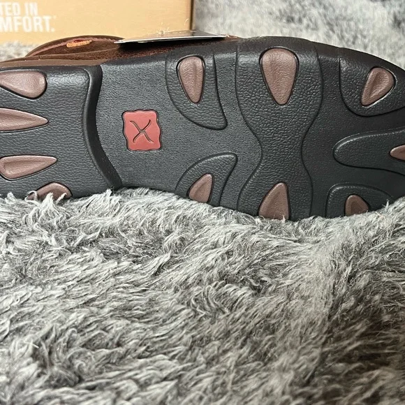 Twisted X, NWT, Chukka Boots, Driving Mocs D Toe - Picture 5 of 9